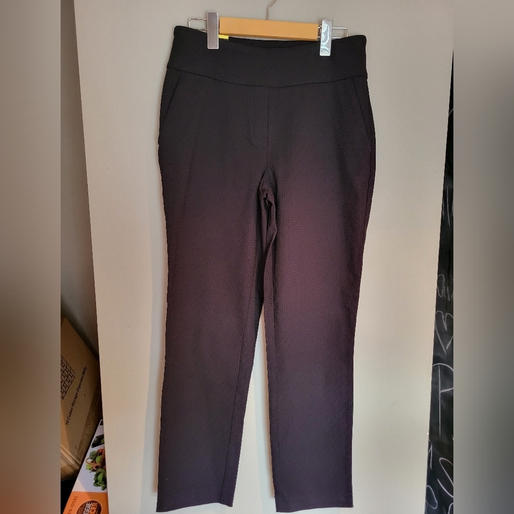 NEW Women Pull Up Black Pants Size 6 (28) - Picture 2 of 3